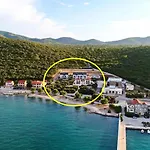 Fancy Kula - One-bedroom With Terrace / Ground Floor * Drače