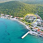Fancy Kula - One-bedroom With Terrace / Ground Floor Drače