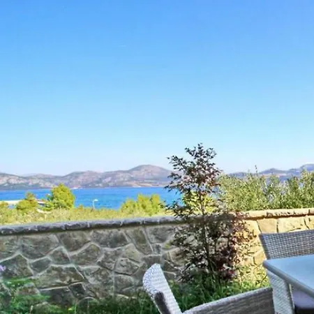 Appartement Fancy Kula - One-bedroom With Terrace / Ground Floor Drače