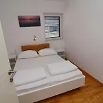 Apartment Fancy Kula - One-bedroom With Terrace / Ground Floor *