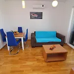 Apartment Fancy Kula - One-bedroom With Terrace / Ground Floor Drace